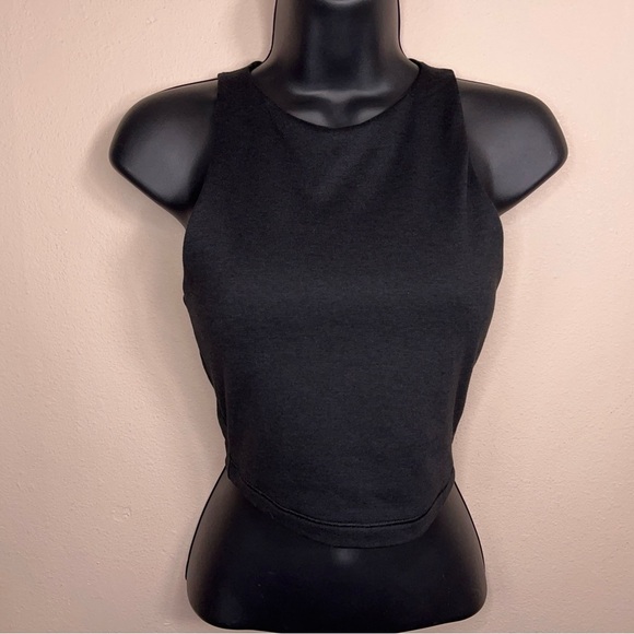 XS Old Navy Black Athletic Cropped Tank Cloudcomfy Built In Bra Activewear - Picture 7 of 13